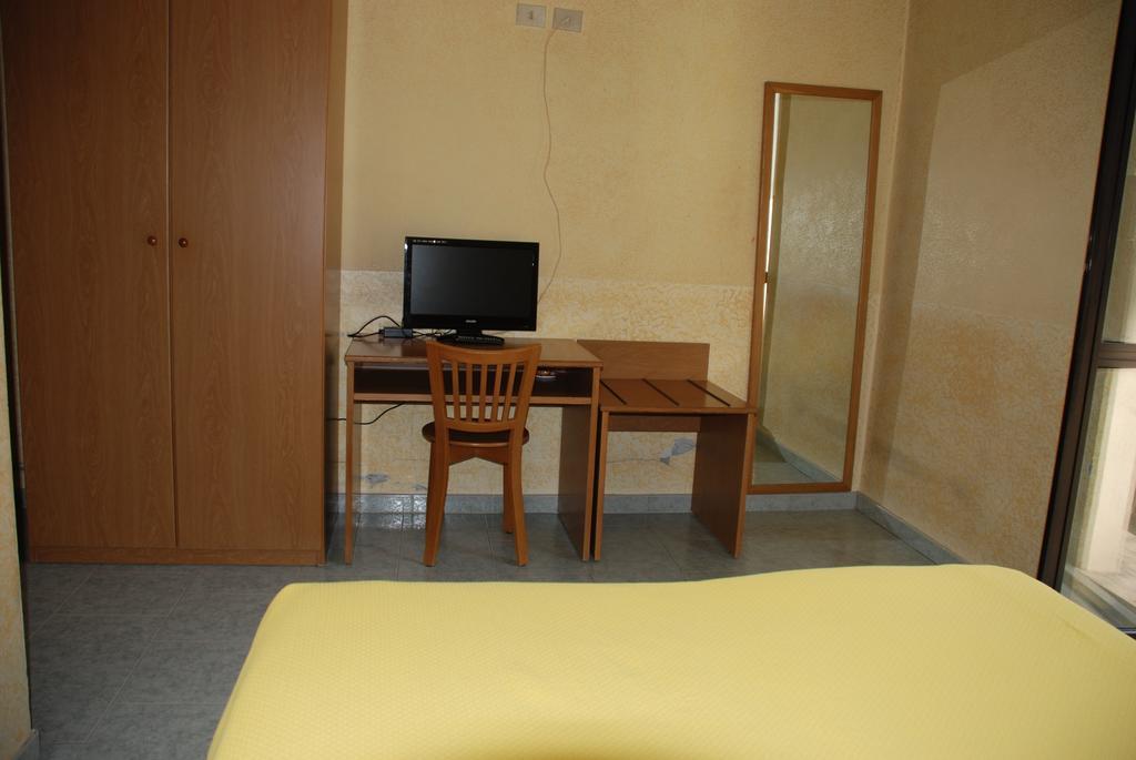 Hotel Verona Milão Quarto foto
